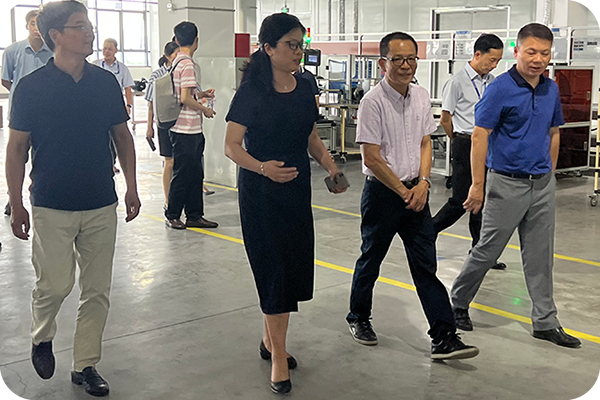 福建省冶金（控股）公司黨委委員、副總經理侯孝亮一行到我公司調研、指導